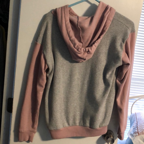 Sweater - Picture 2 of 4